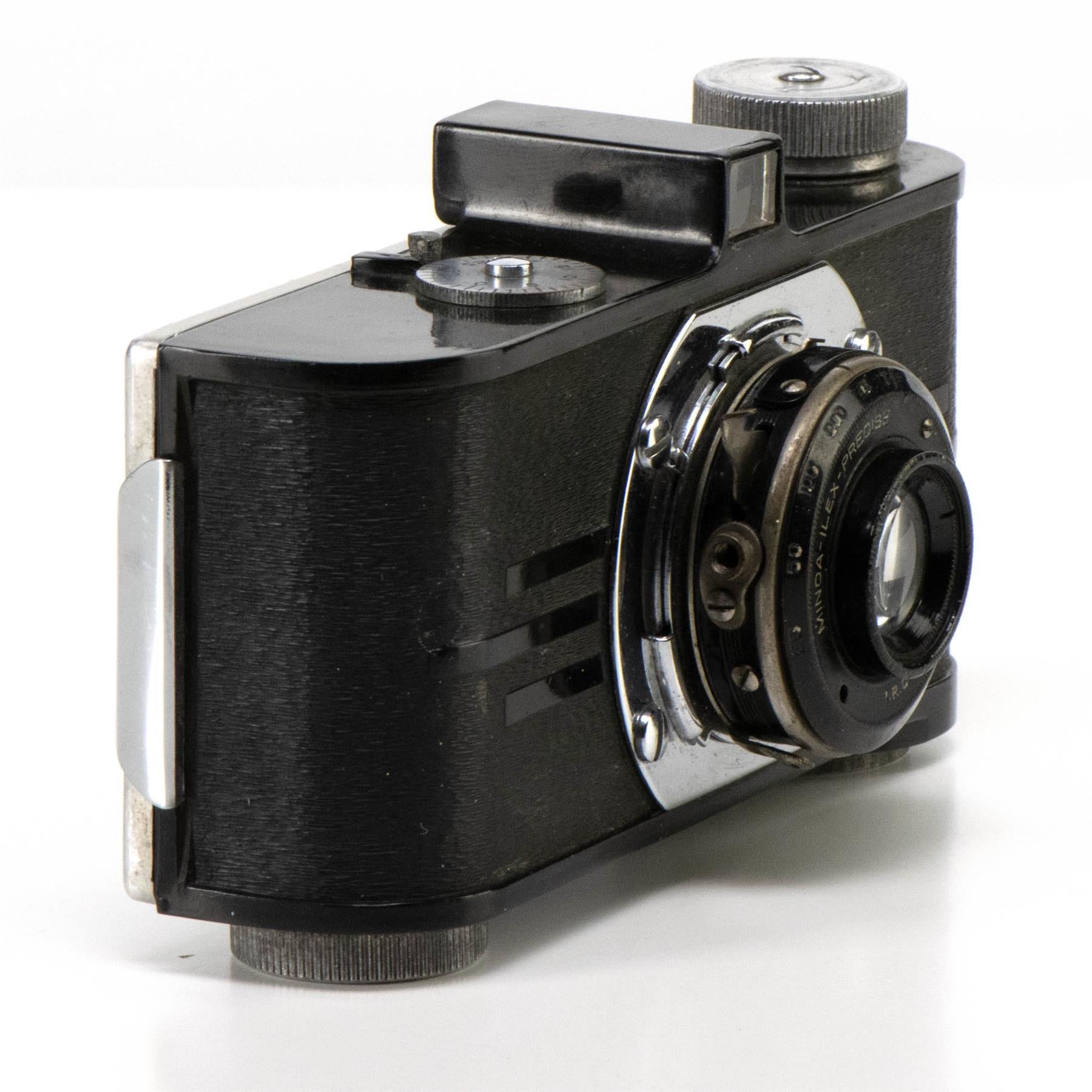 Argus A Camera | Minoa-Ilex-Precise f4.5 lens | Black | U.S.A | 1936 - 1941