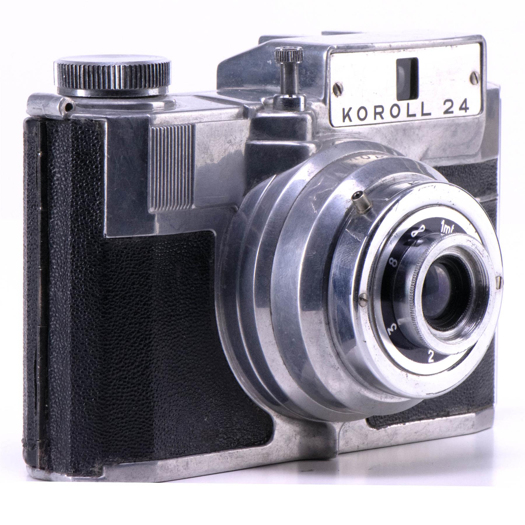 Benici Kroll 24 Camera |f11 lens | White | Italy | 1953