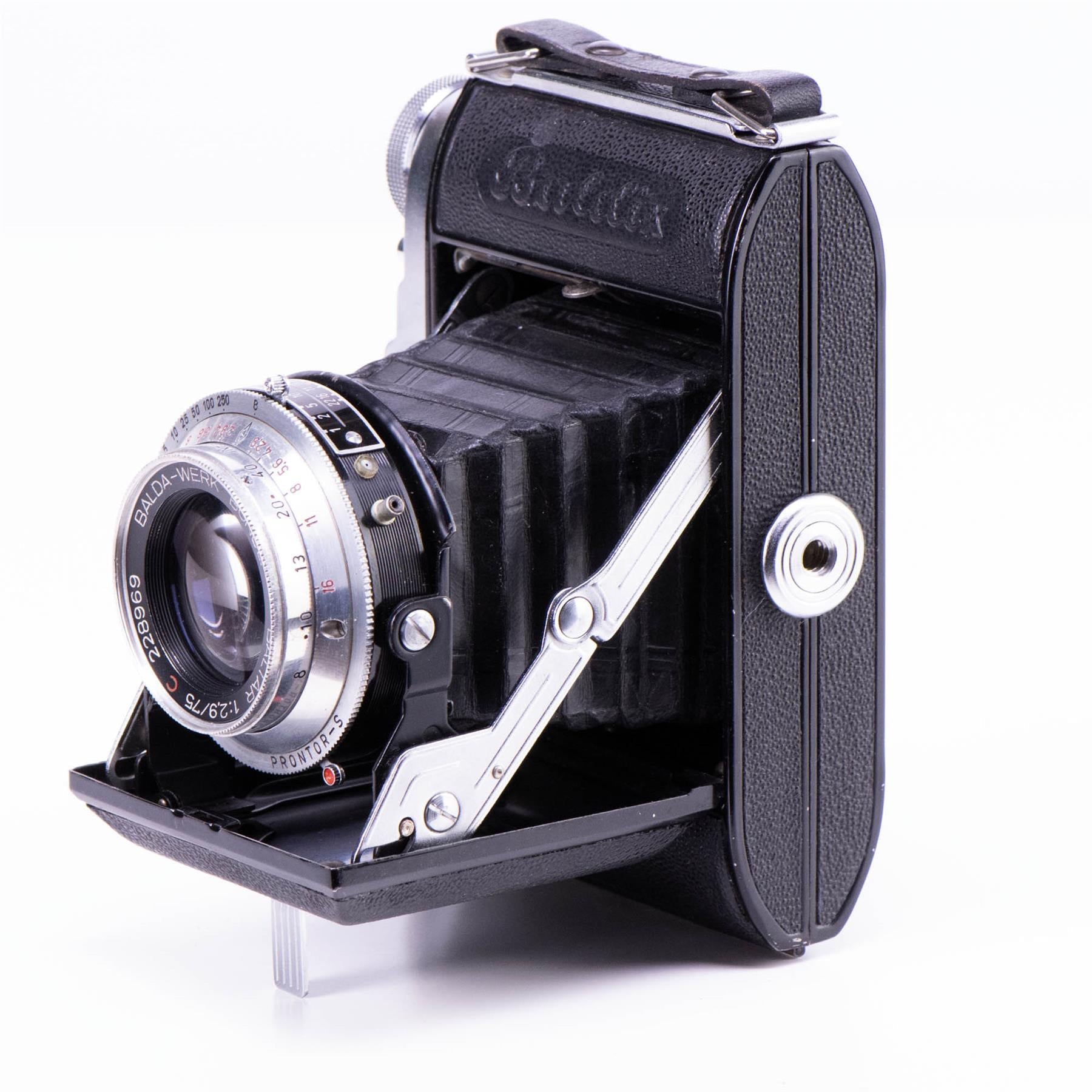 Blada Baldix Camera | Baltar 75mm f2.9 lens | Germany | 1959 - 1960