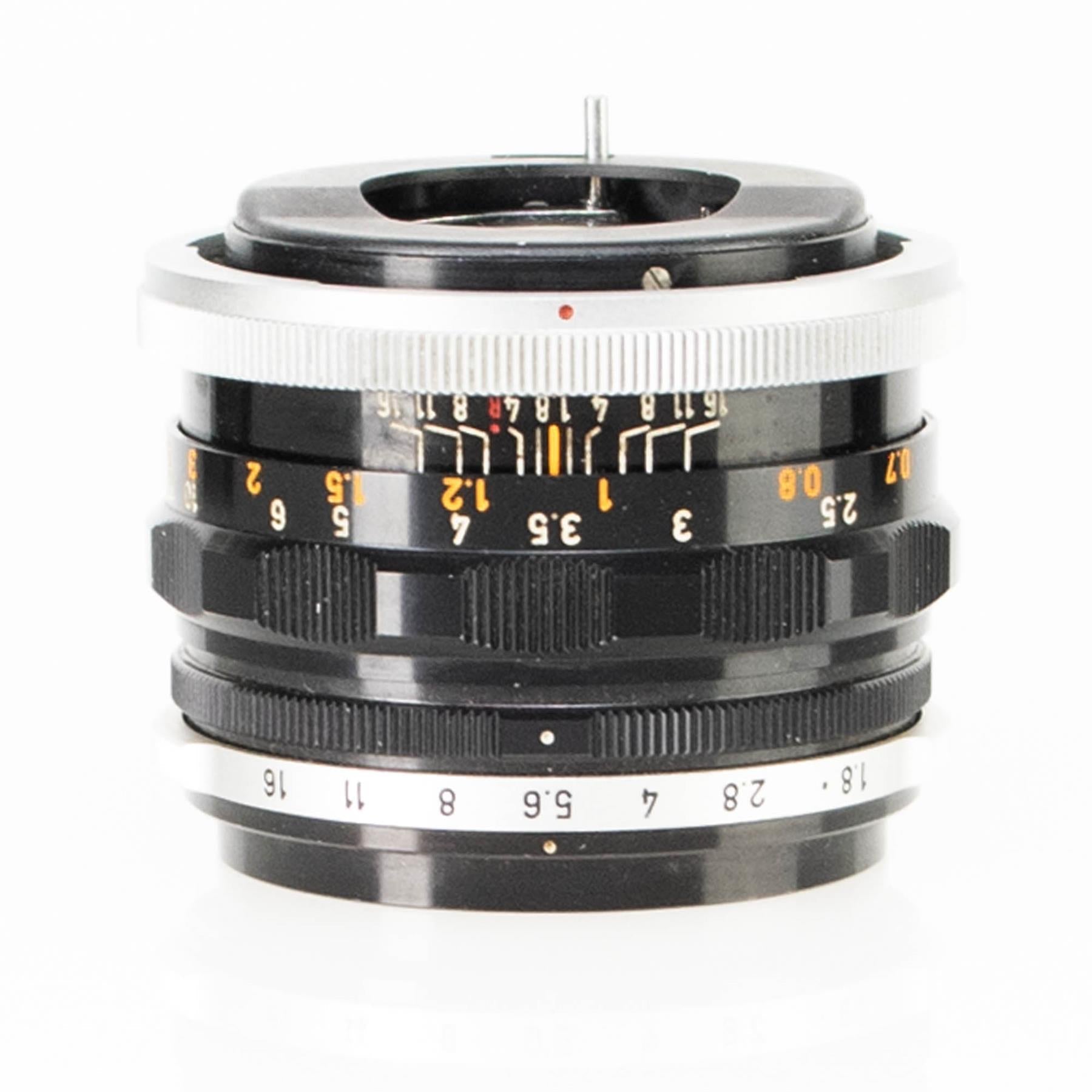 Canon FT Camera | FL 50mm f1.8 lens | White | Japan | FD mount | 1966 - 1971