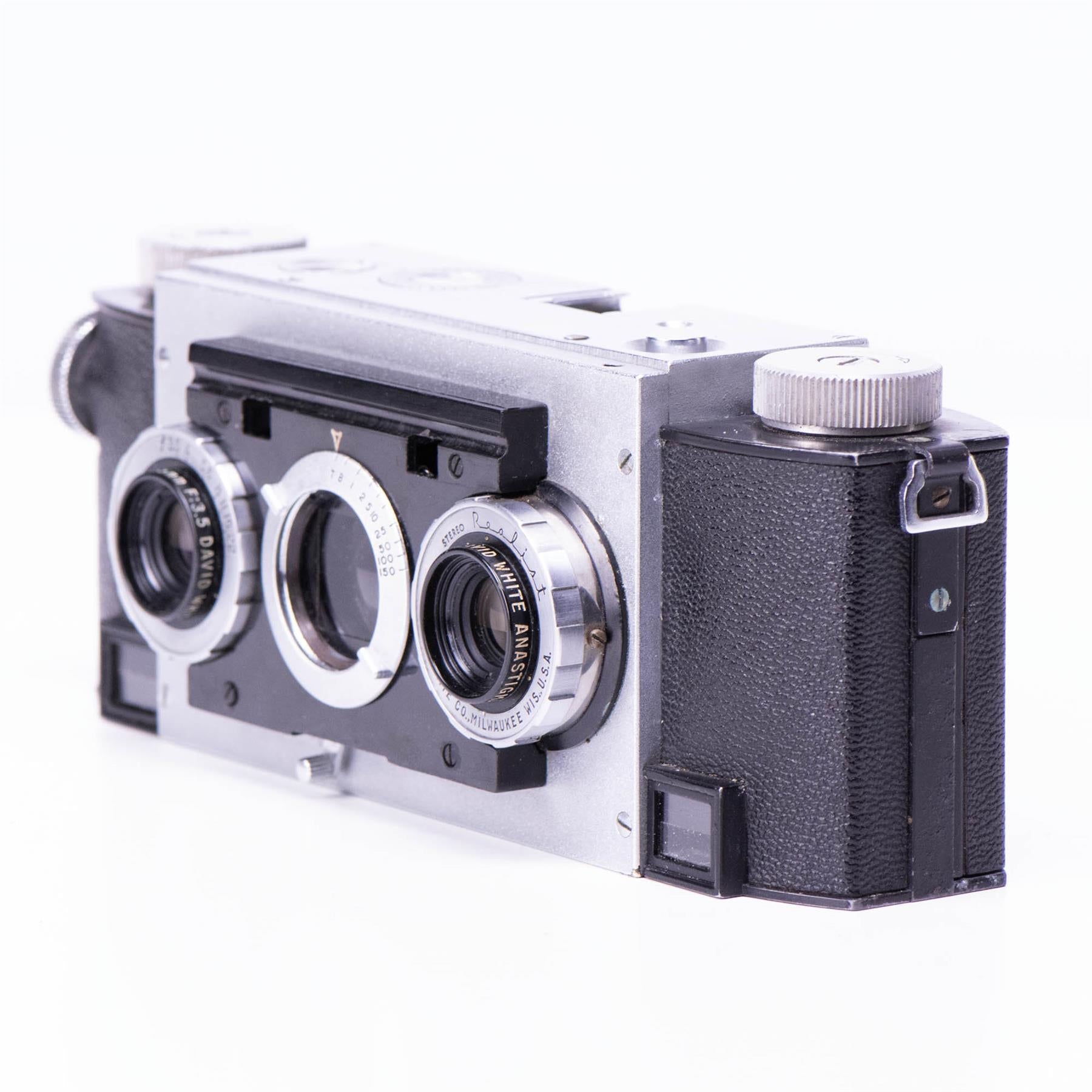 David White Stereo Realist 1041 Camera | 35mm f3.5 lens | Black | U.S.A | 1947