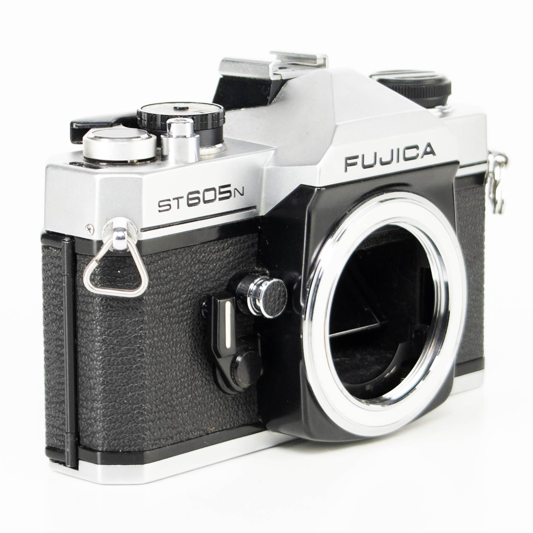 Fujica ST605N Camera | White | Japan | M42 mount | 1976