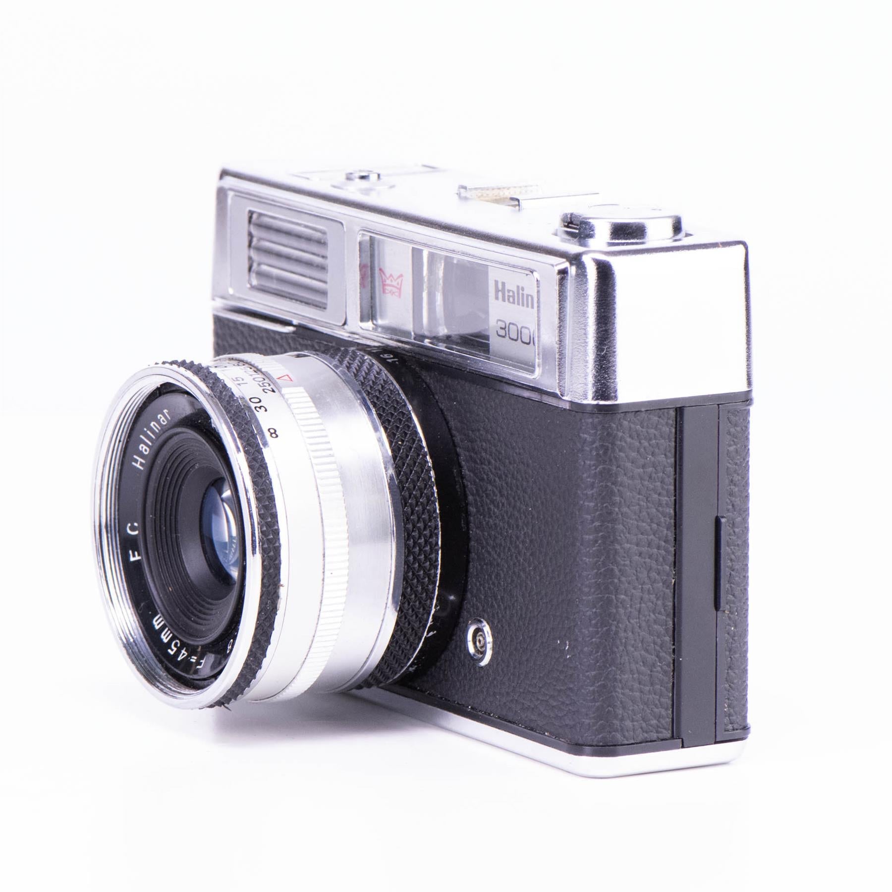 Halina 3000 Camera | 45mm f2.8 lens | White | Hong Kong | 1974 | Not working