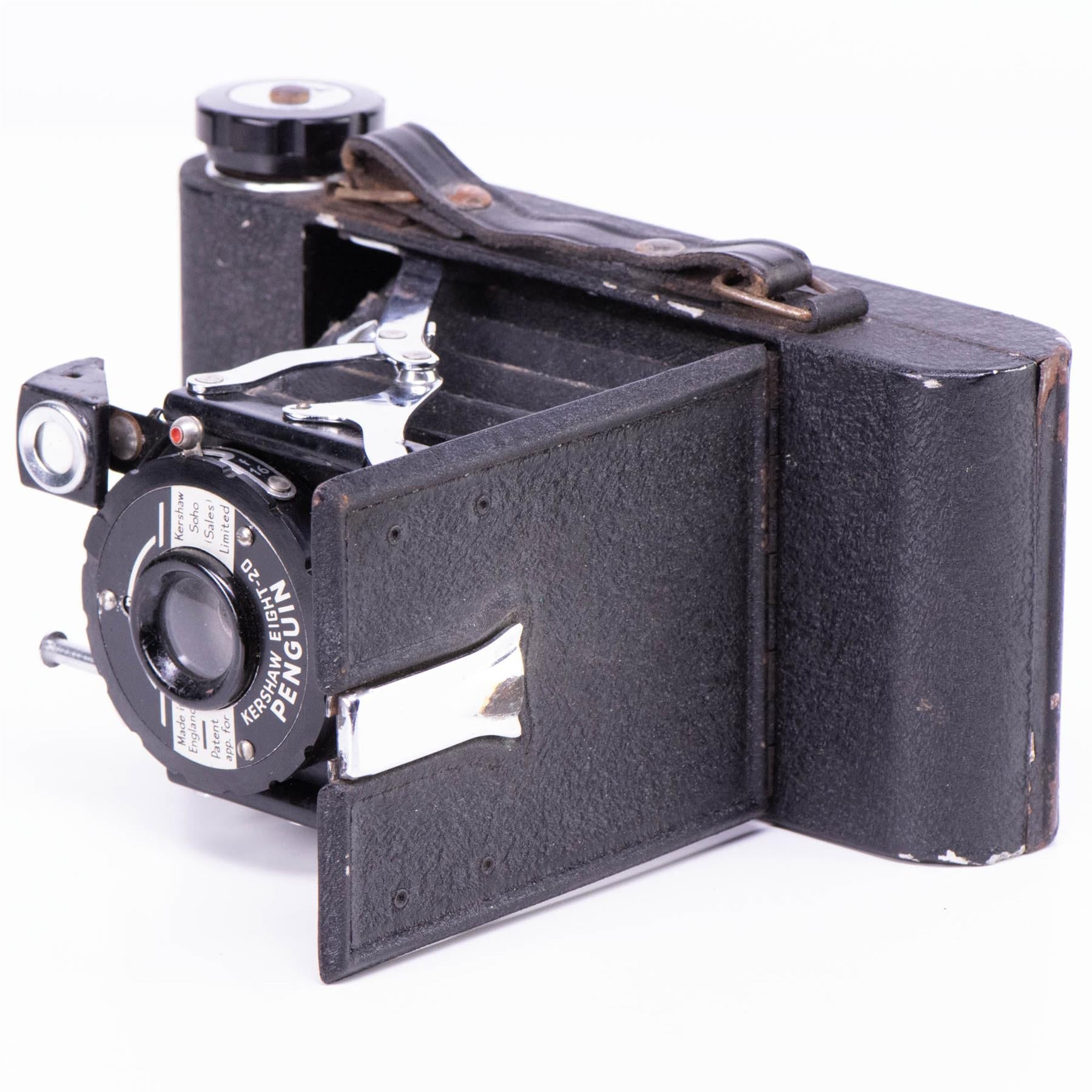 Kershaw Eight-20 Penguin Camera | 90mm f11 lens | Britain | 1950