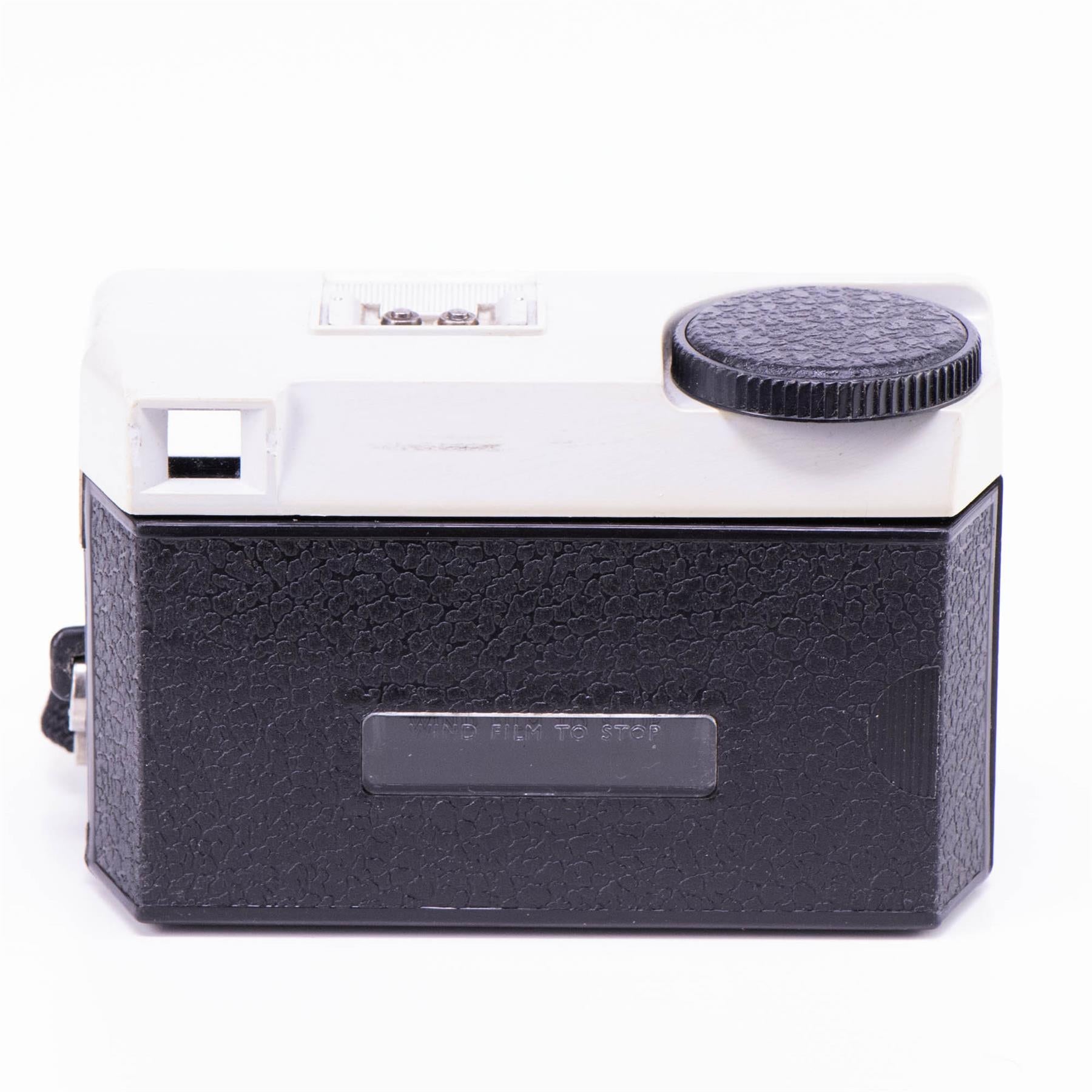 Kodak Instamatic 25 Camera | 43mm f11 lens | England | 1966 - 1972