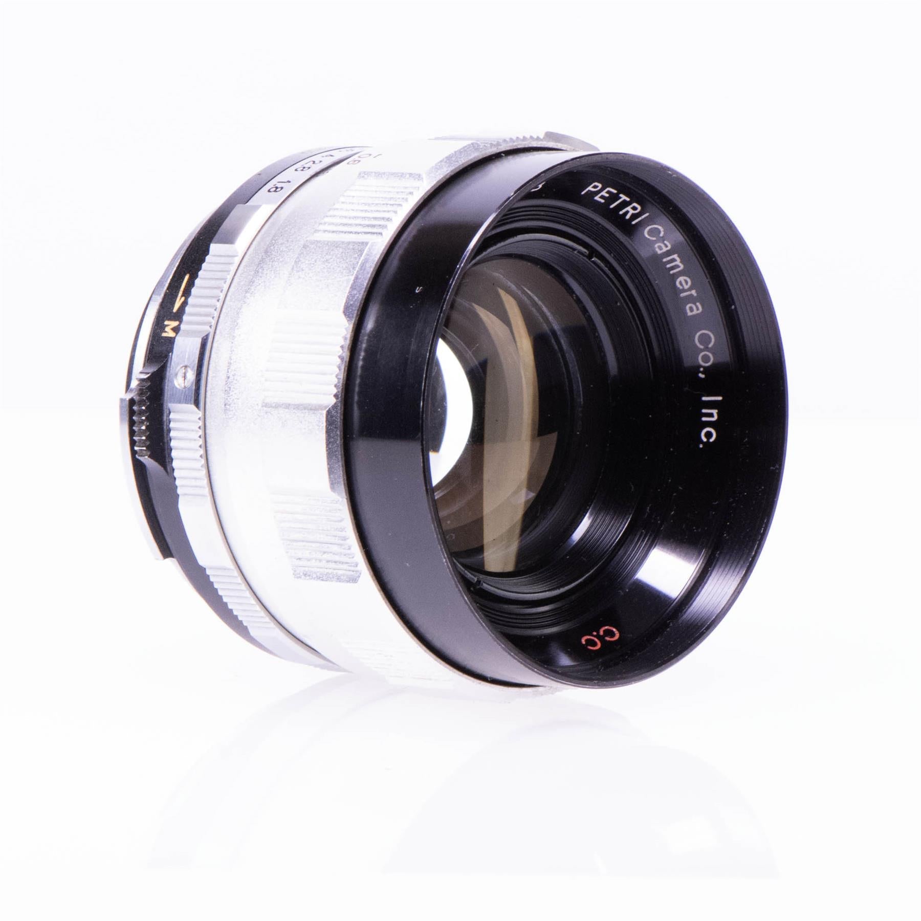 Petri Flex 7 Camera | 55mm f1.8 lens | Breech-lock mount | White | Japan | 1964