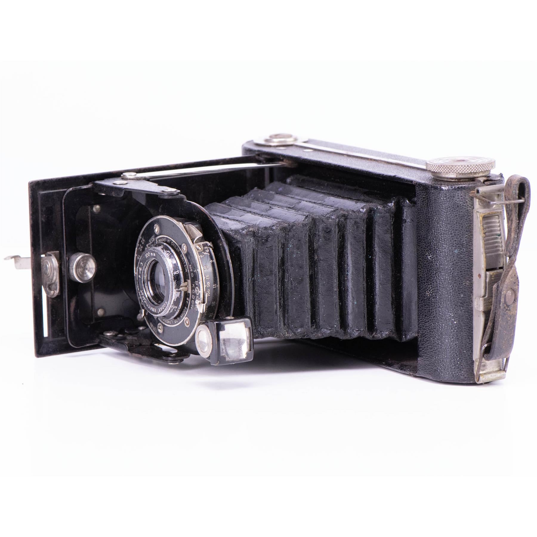 Six-20 Kodak Junior Camera | Black | United Kingdom | 1933 - 1940