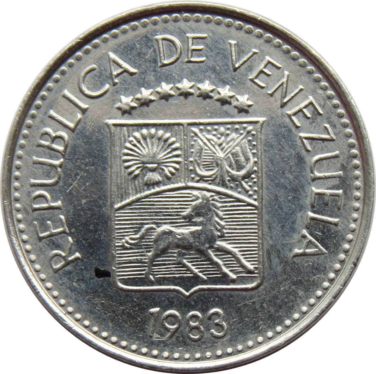 Venezuela | 5 Centimos Coin | Palomo Horse | Wreath | KM49a | 1983