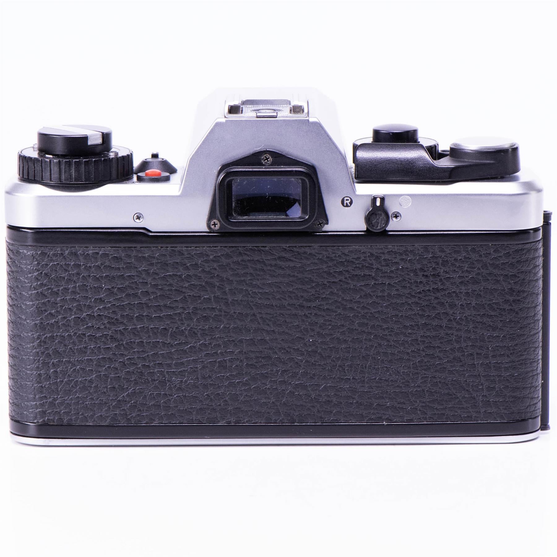 Voigtlander VSL 3-E Camera | Ultron 50mm f1.8 lens | White | Singapore | 1977