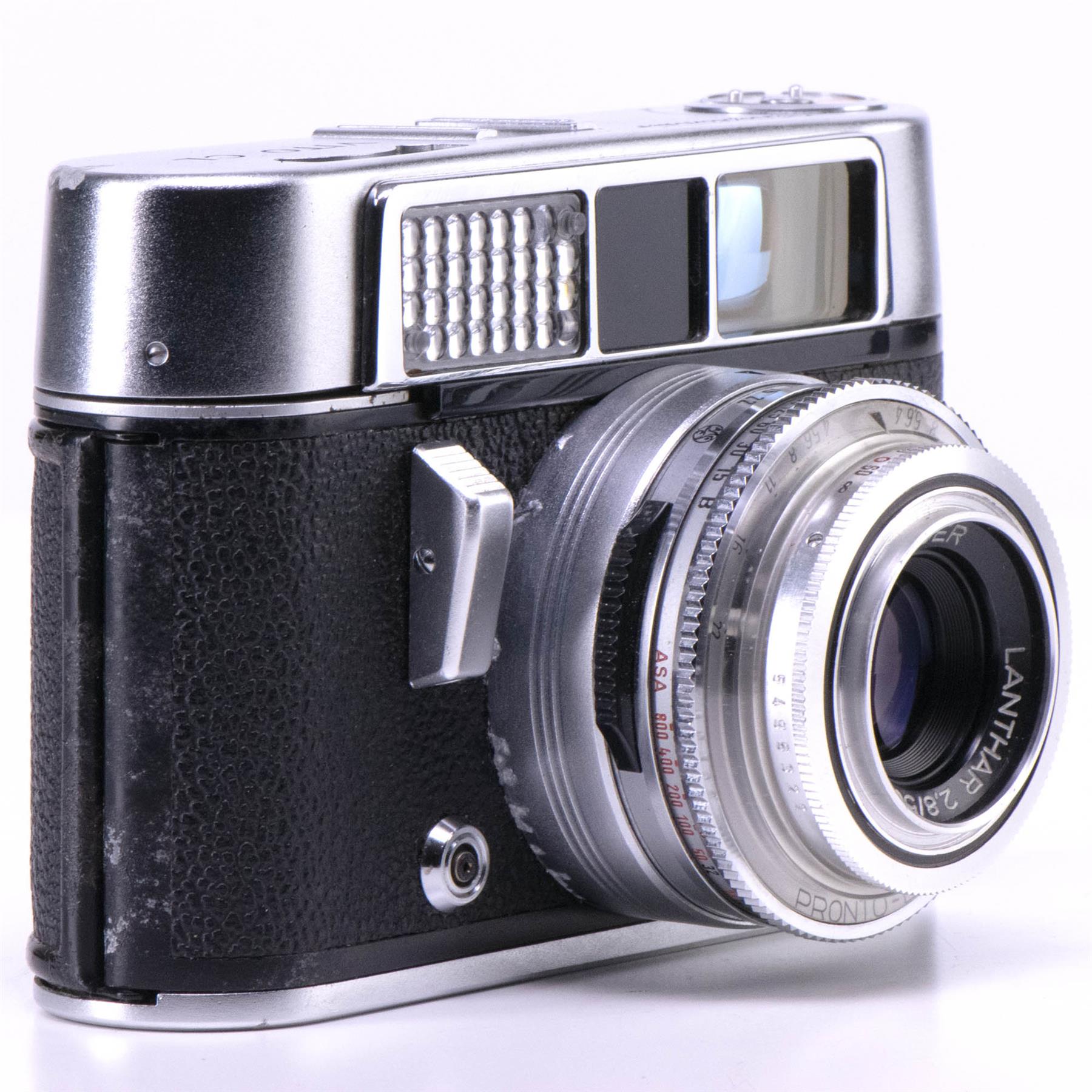 Voigtlander Vito CL Camera | Lanthar 50mm f2.8 lens | White | Germany | 1962