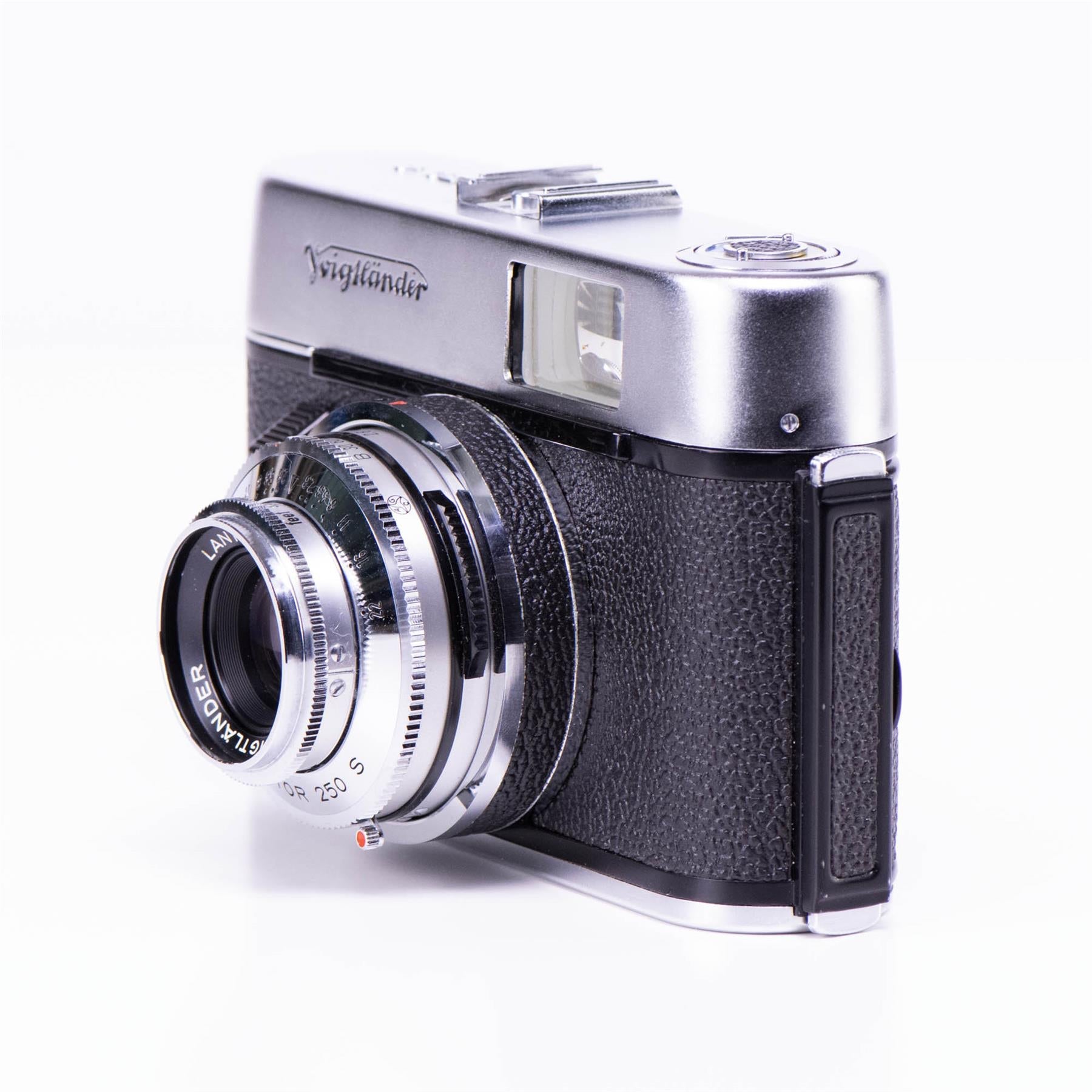 Voigtlander vito C Camera | 50mm f2.8 lens | White | Germany | 1960 - 1967