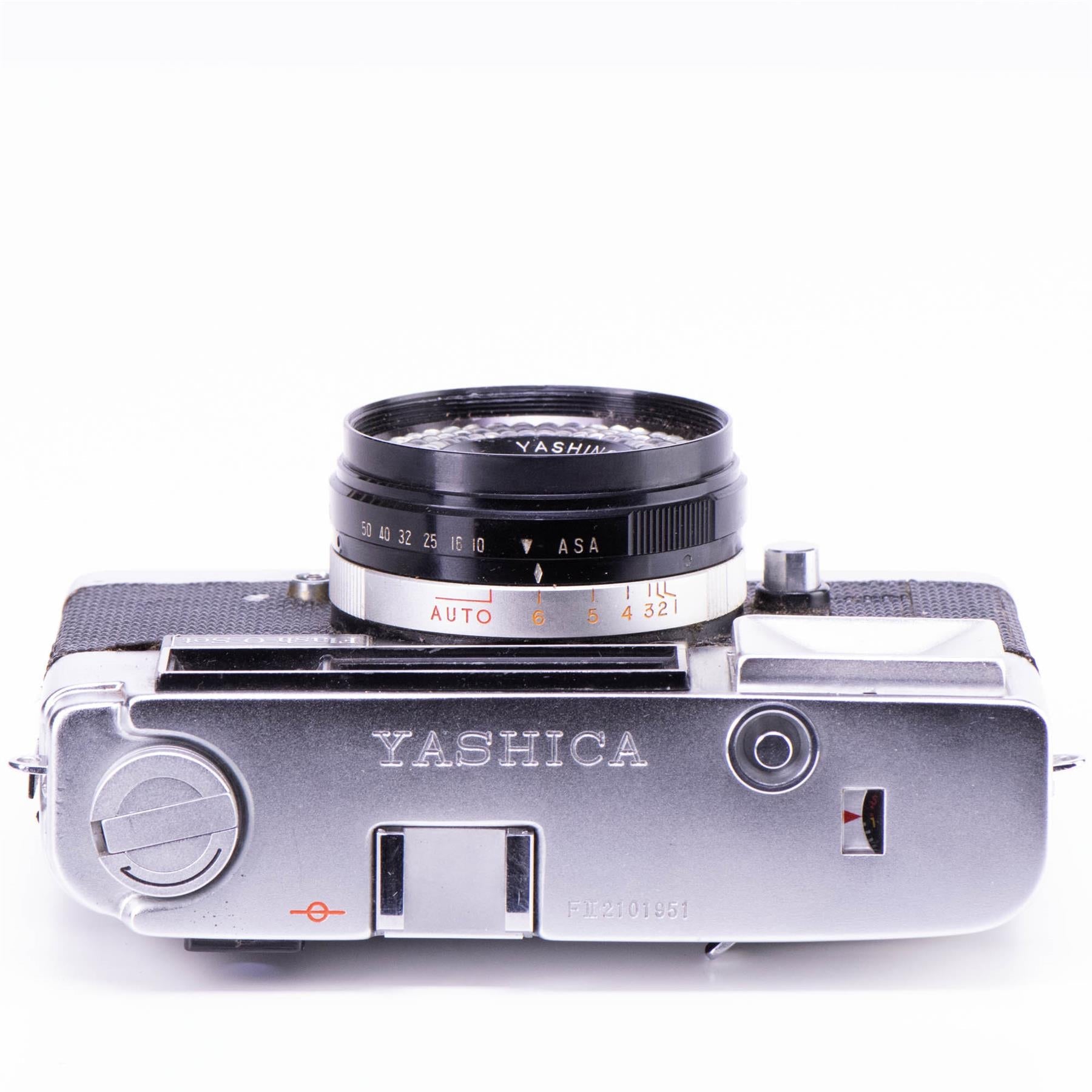 Yashica Flash-O-Set 2 Camera | Yashinon 40mm f4 | Japan | 1962