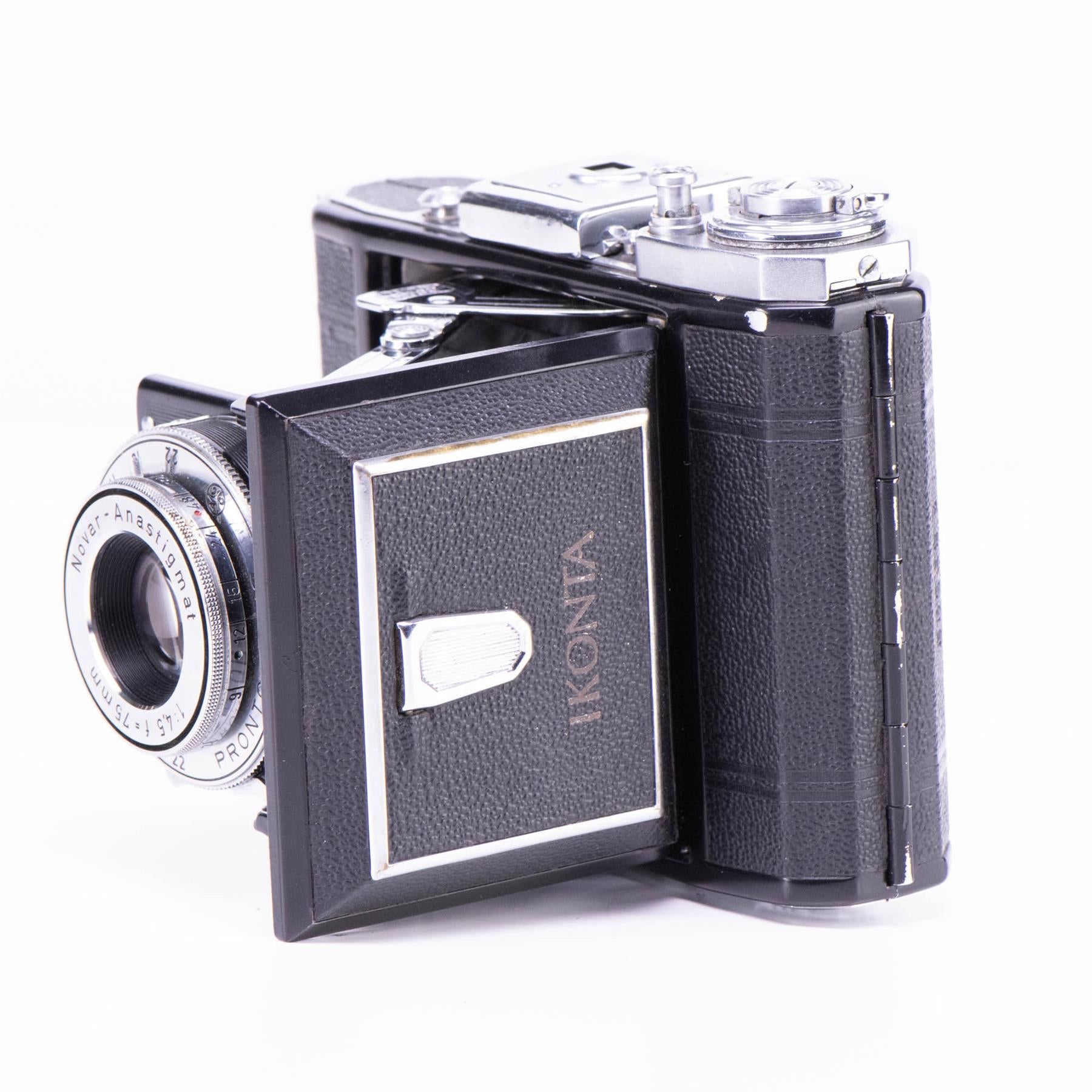 Zeiss Ikon Ikonta 521 Camera | 75mm f4.5 lens | Black | Germany | 1938 - 1953