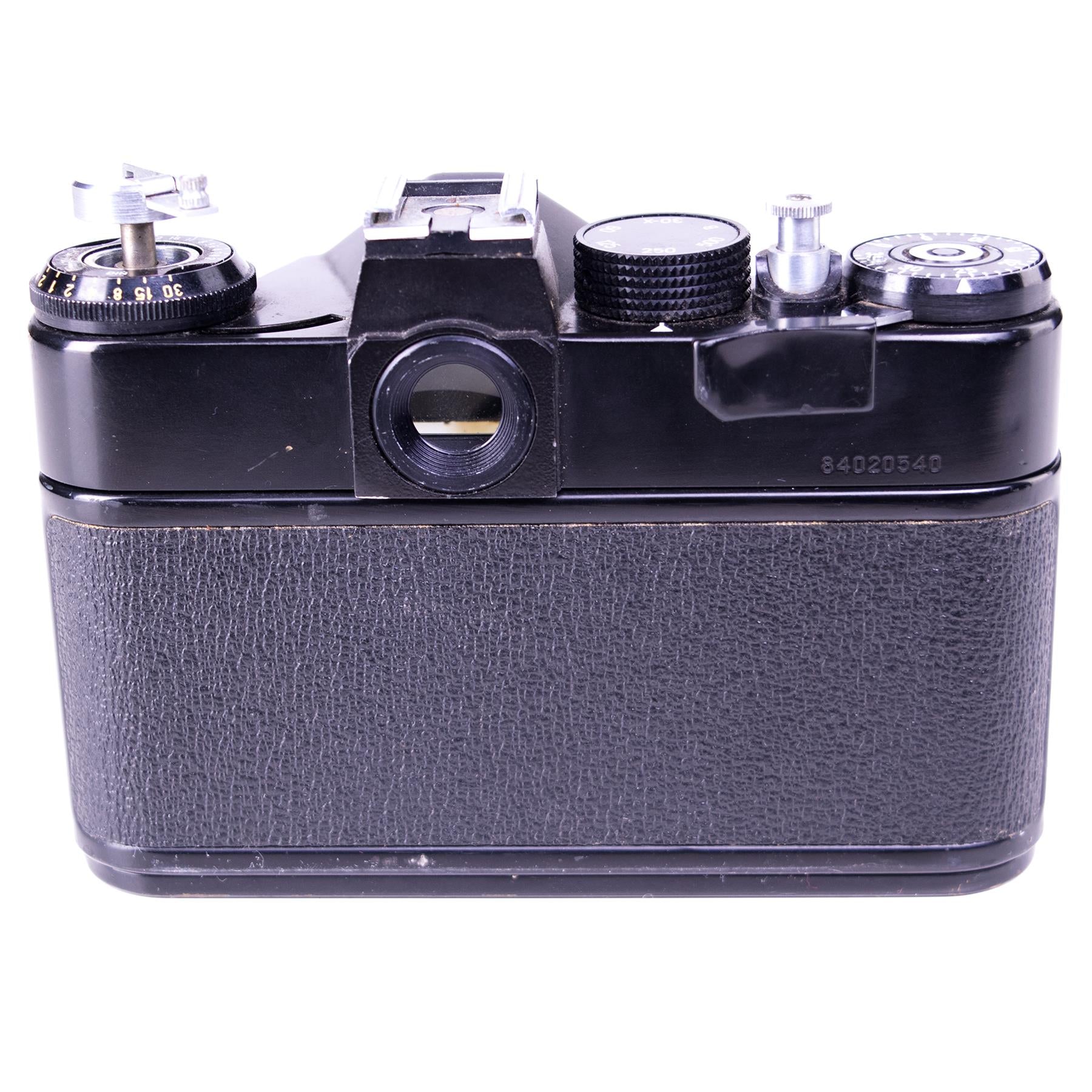 Zenit 11 Camera Body | Black | M42 | Soviet Union | 1981 - 1990