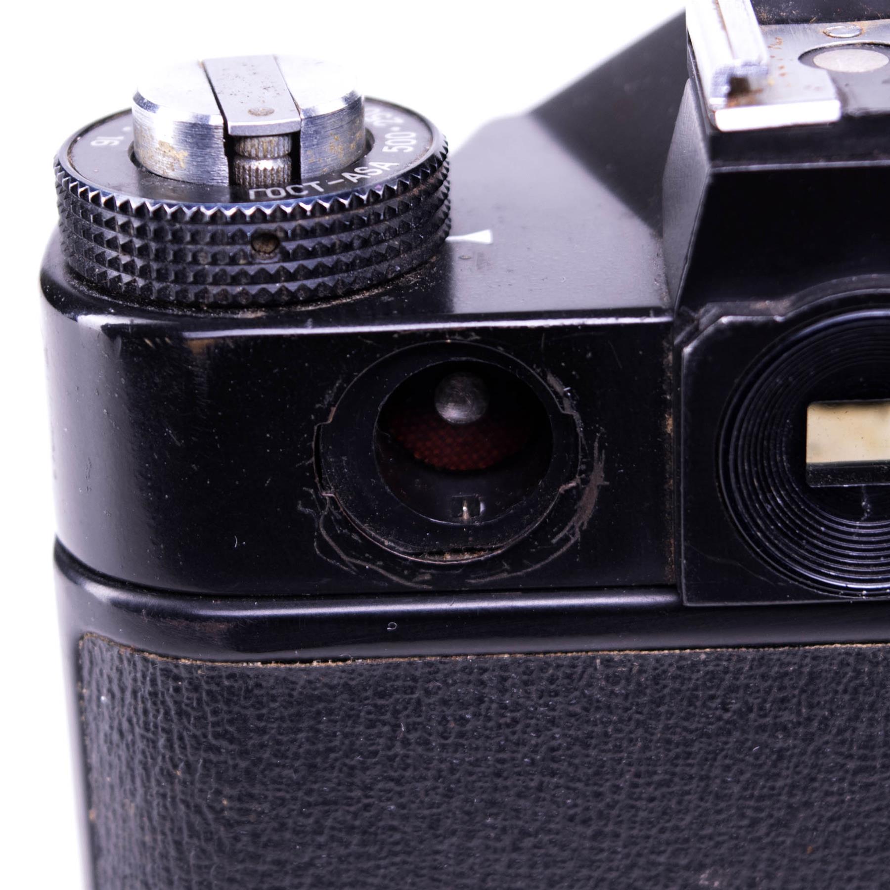 Zenit 12xp Camera Body | Black | M42 | Soviet union | 1983 - 1994