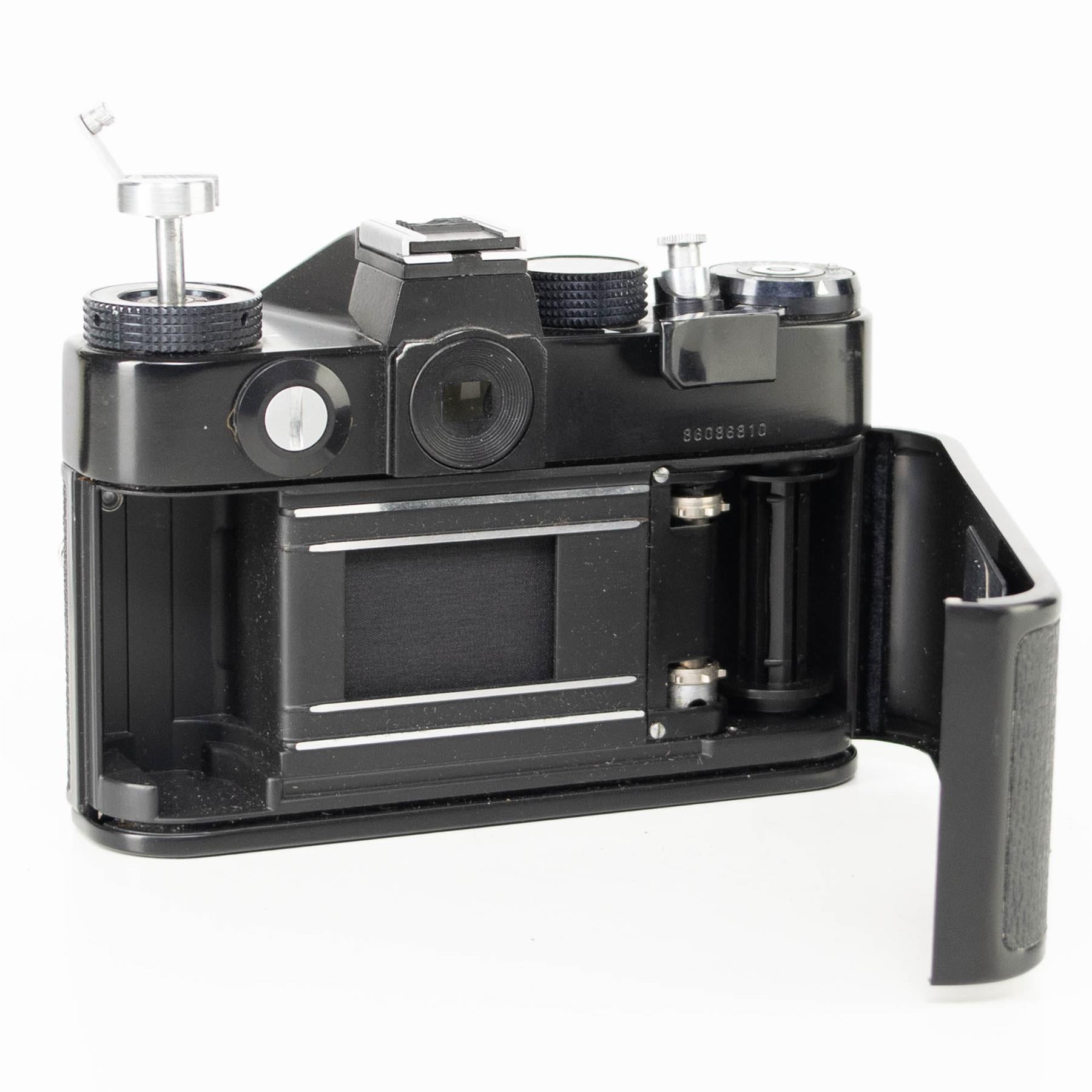 Zenit 12xp Camera Body | Black | M42 | Soviet union | 1983 - 1994