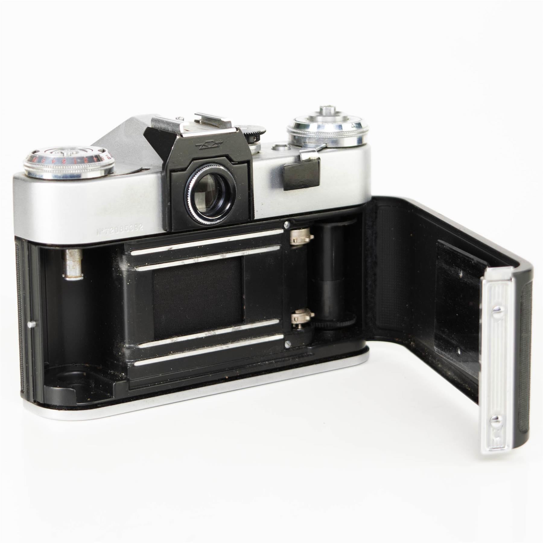 Zenit E Camera Body | White | M42 | Soviet Union | 1965 - 1982