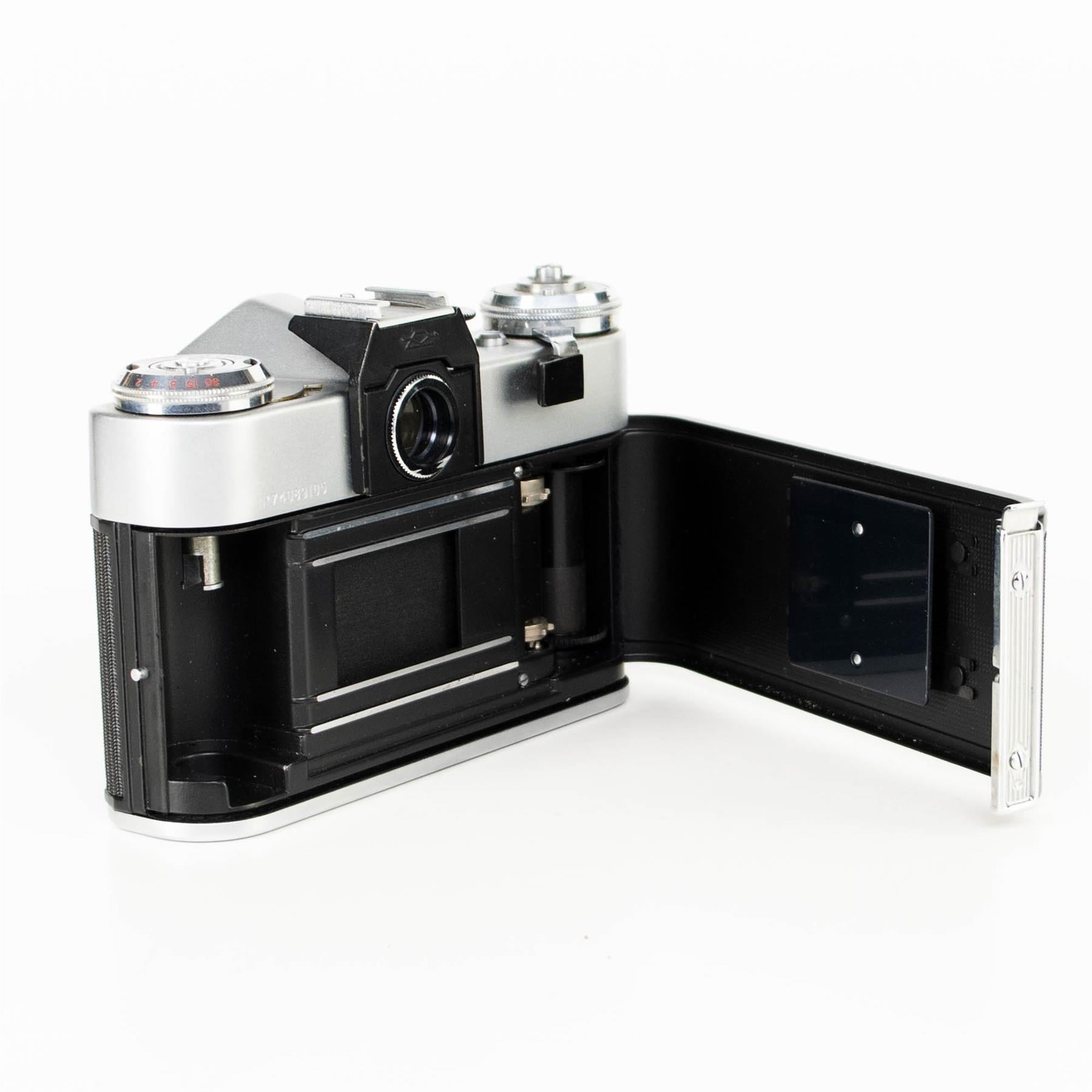 Zenit E Camera Body | White | M42 | Soviet Union | 1965 - 1982