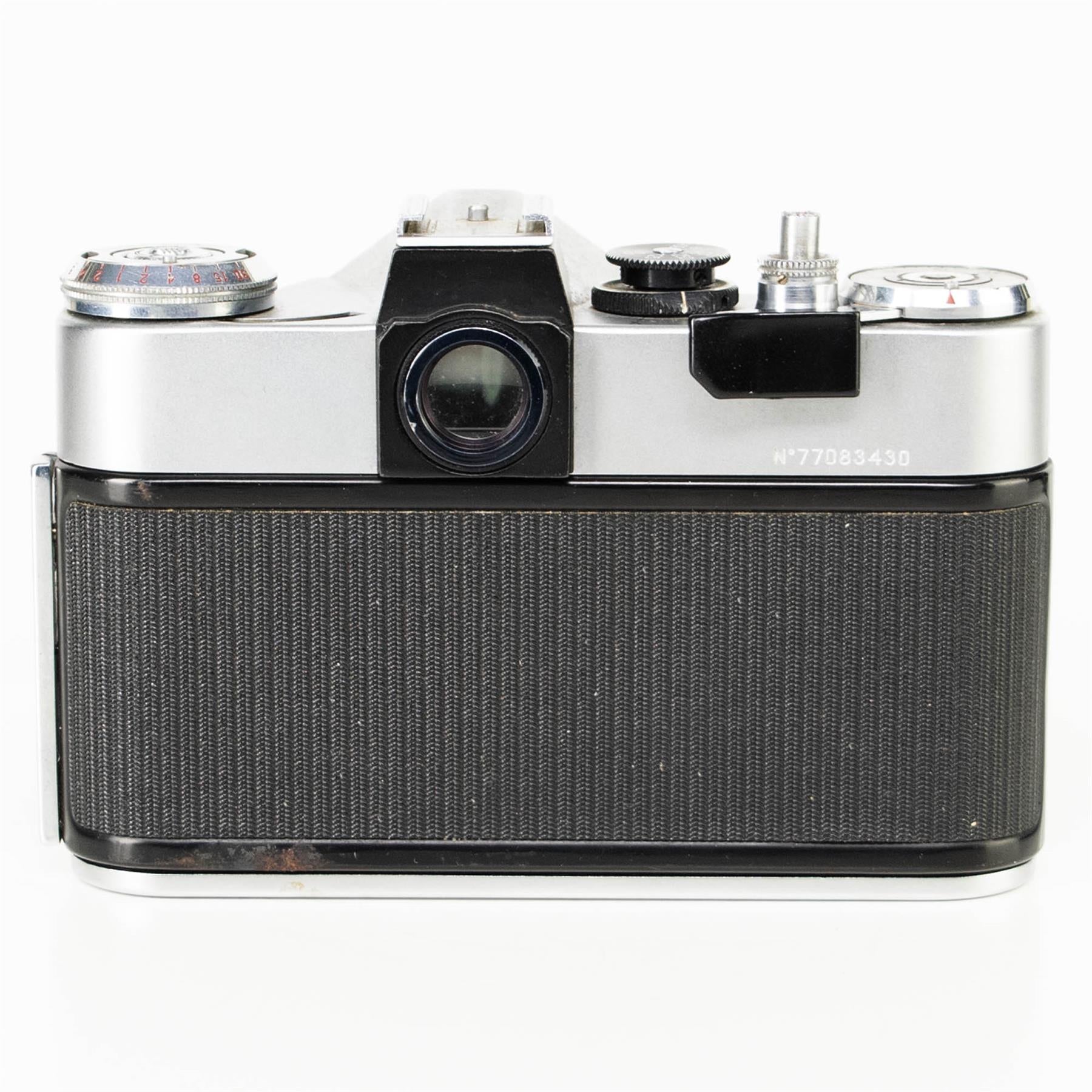 Zenit EM Camera Body | White | M42 | Soviet Union | 1972 - 1984