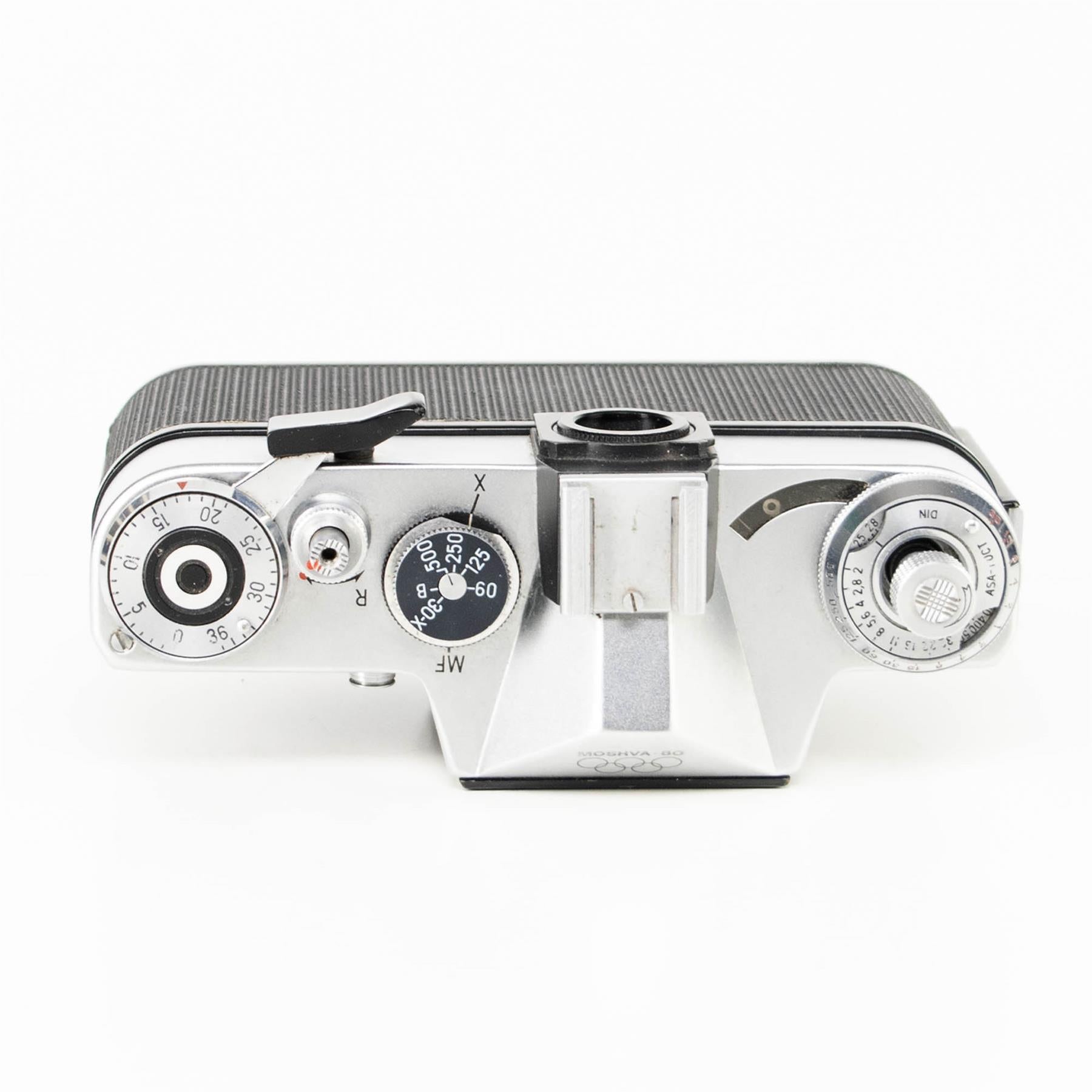 Zenit EM Camera Body | White | M42 | Soviet Union | 1972 - 1984