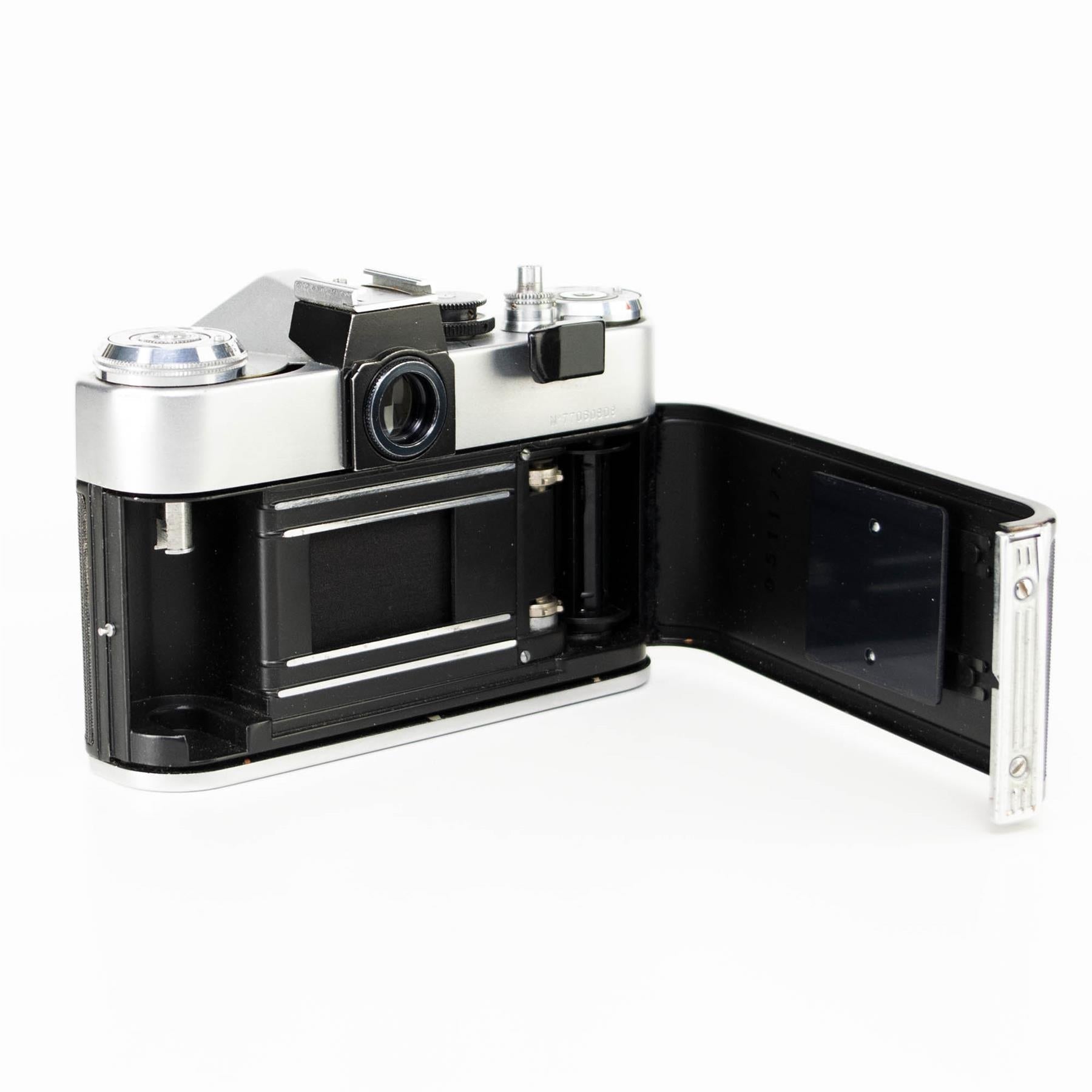 Zenit EM Camera Body | White | M42 | Soviet Union | 1972 - 1984