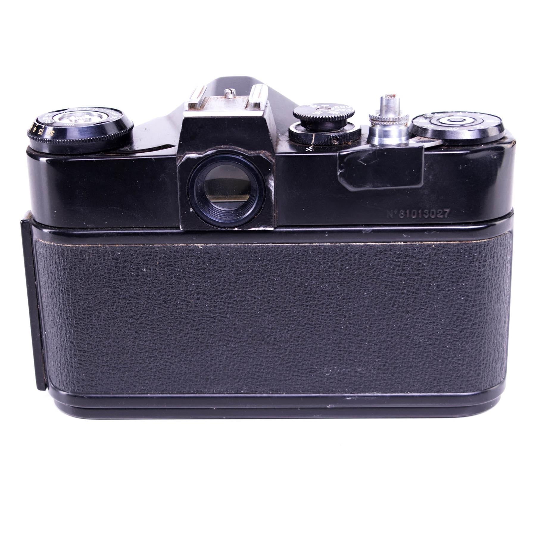 Zenit EM Camera body | Black | M42 | Soviet union | 1972 - 1984