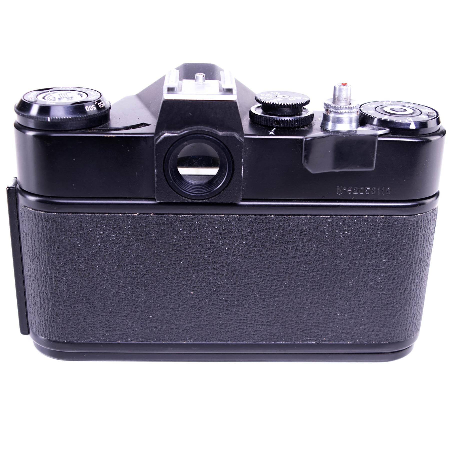 Zenit EM Camera body | Black | M42 | Soviet union | 1972 - 1984