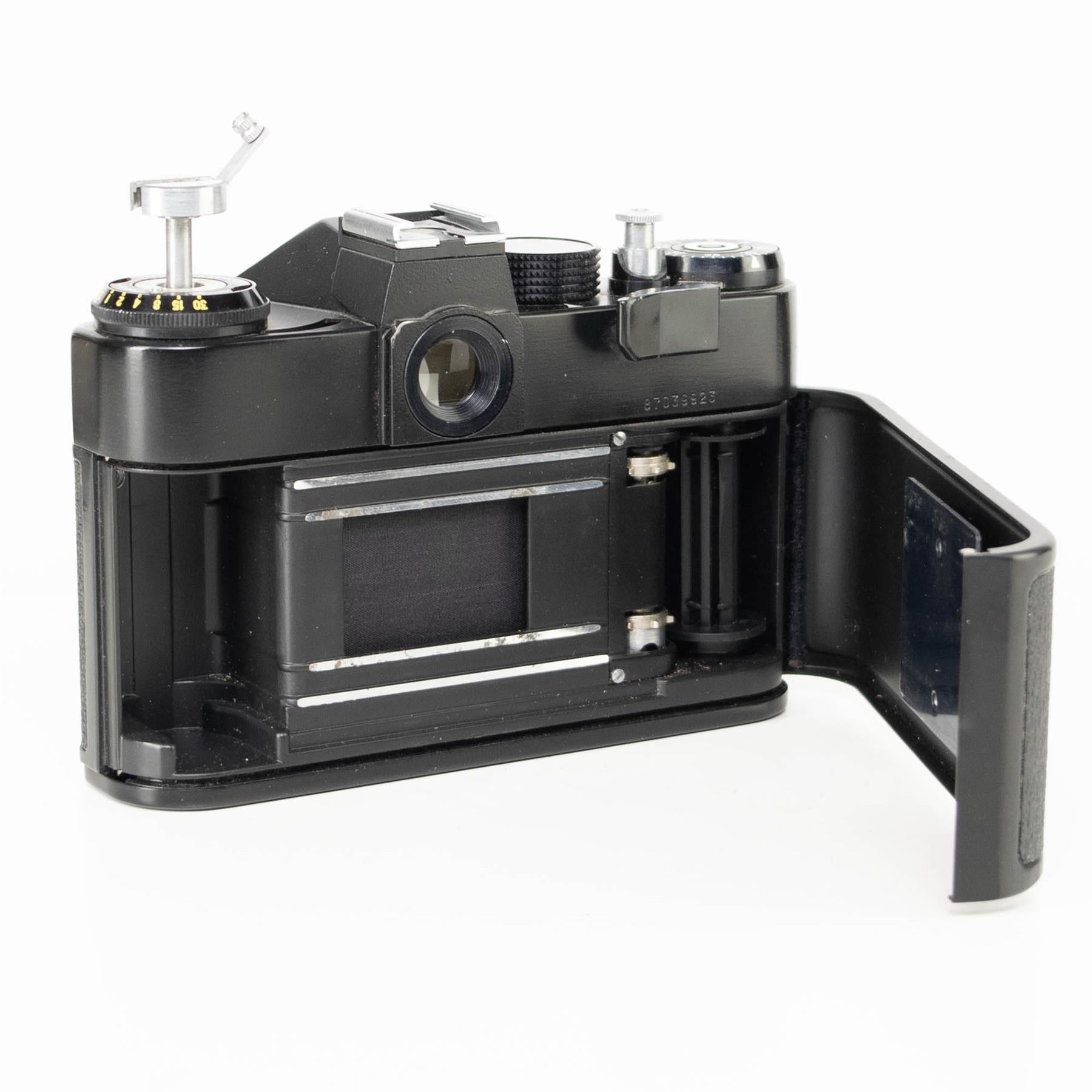 Zenit SLX Camera body | Black | M42 | Soviet Union | 1981 - 1990